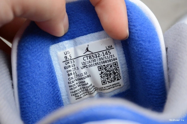 BLUE JORDAN AIR 3 WHITE RETRO CT8532-145 0813